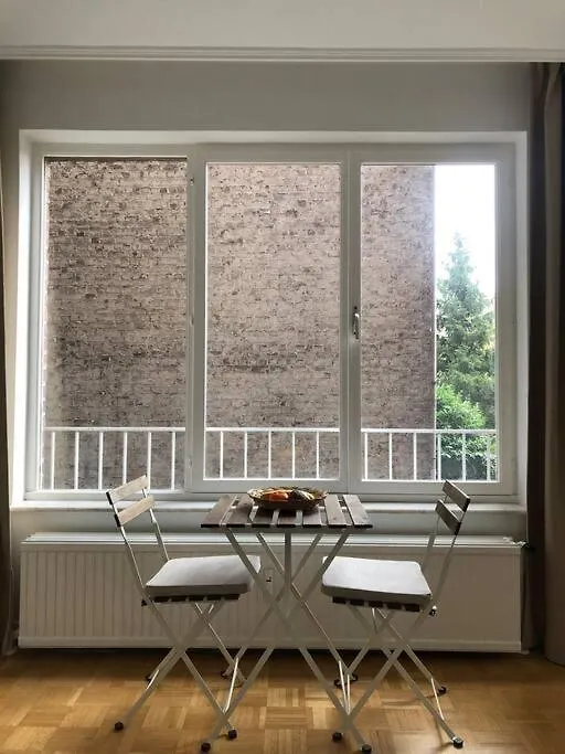 Superbe Studio Lumineux Au Coeur De Bruxelles Quartier Europeen Brussels